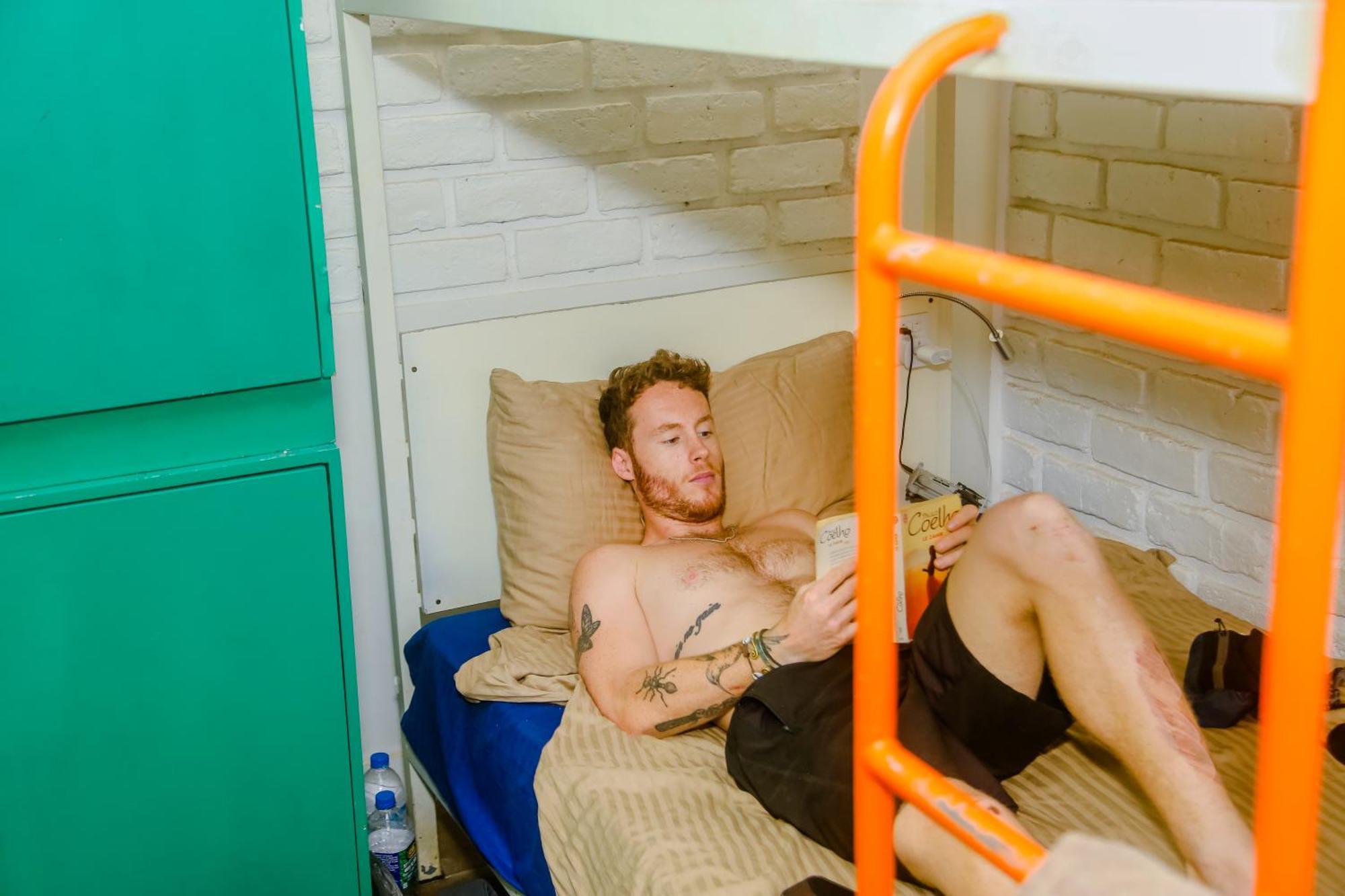 Hangover Hostels Mirissa Exterior photo